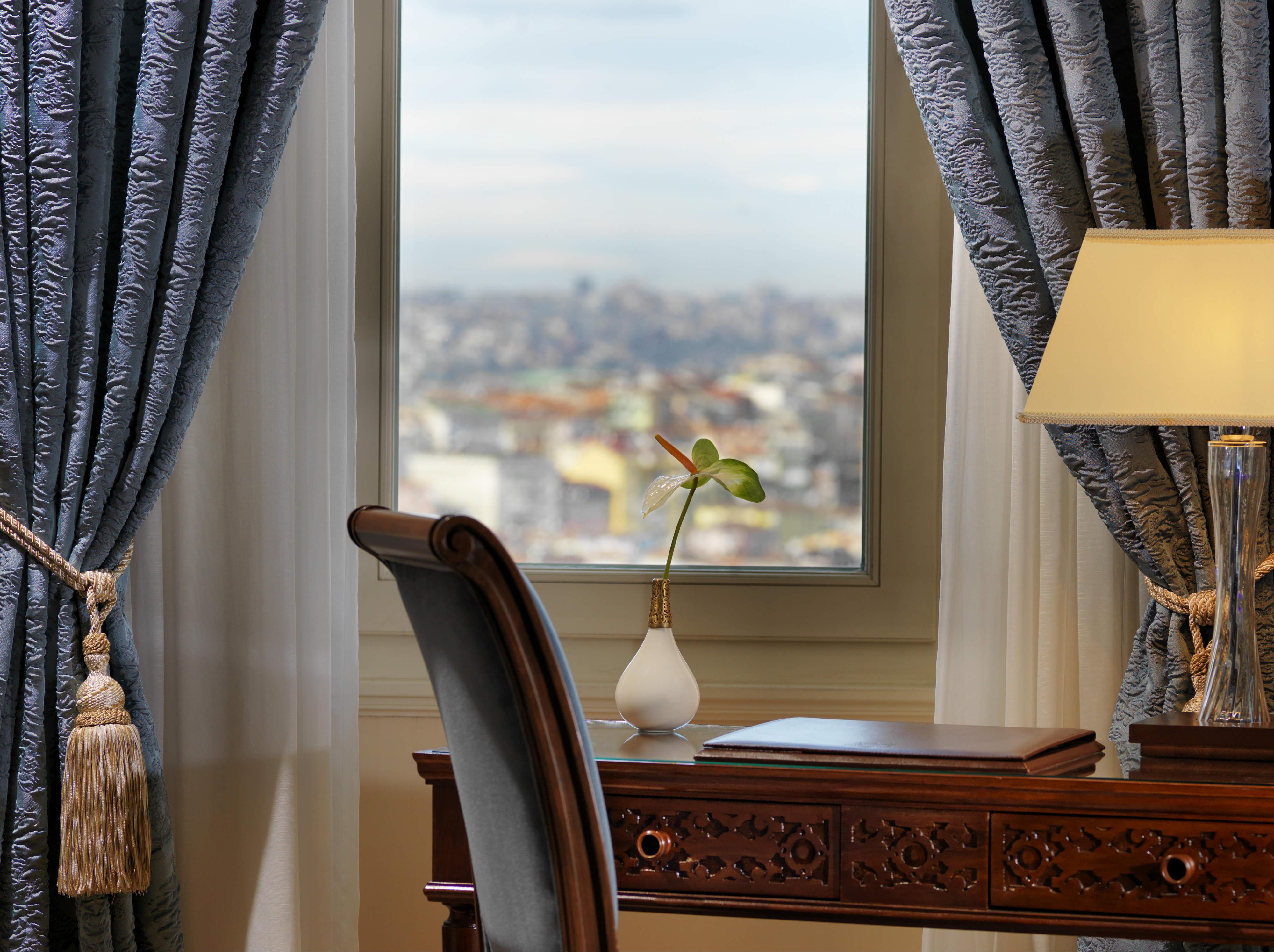 ペラ パレス ホテル イスタンブール エクステリア 写真
